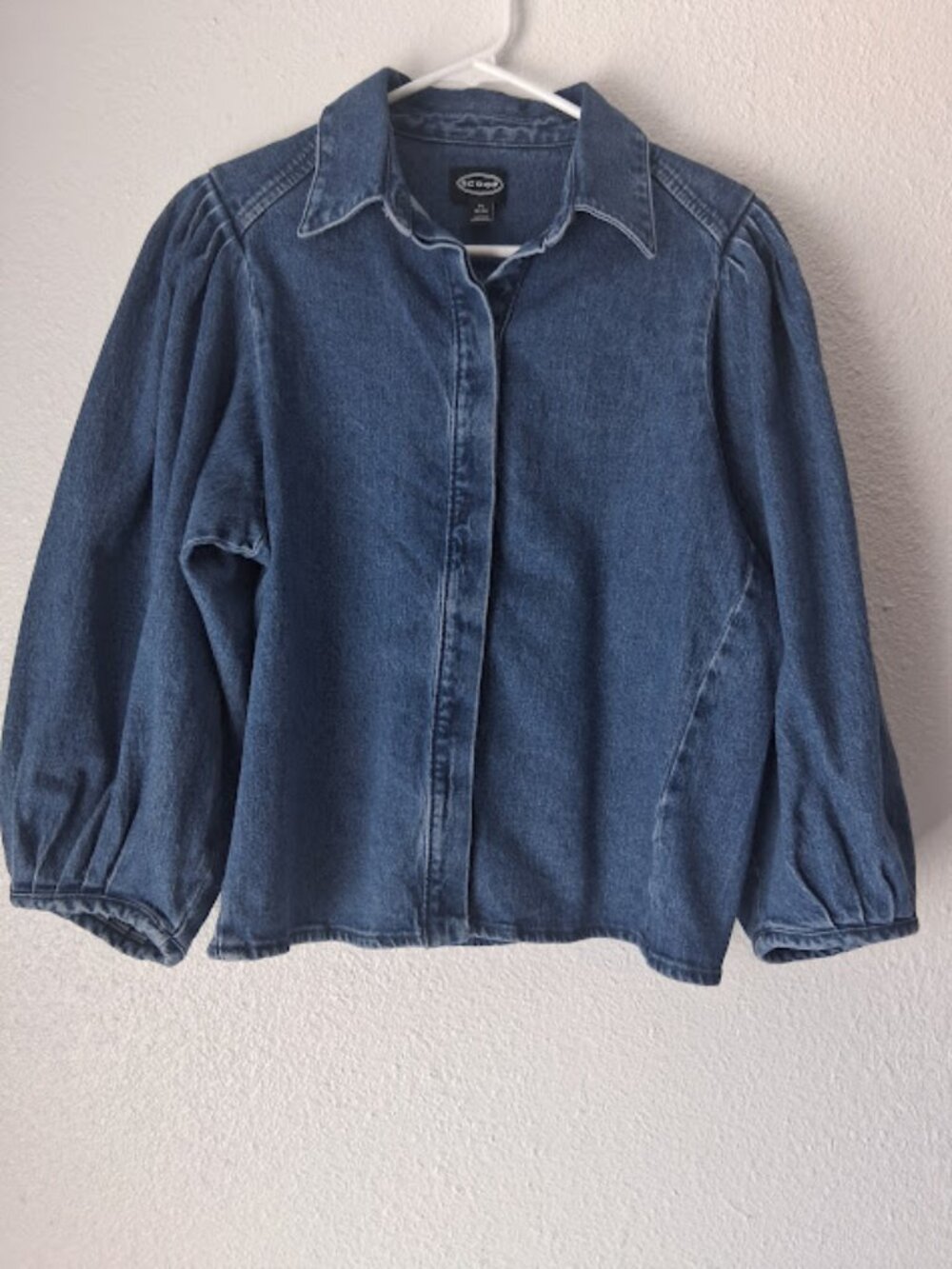 Scoop women's size M (8-10) Medium wash Puff Sleeve Shirt